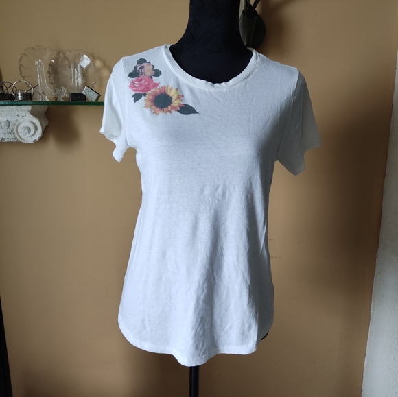 Old Navy Everywear Crew-neck Graphic Women's Top Size S - Picture 1 of 6